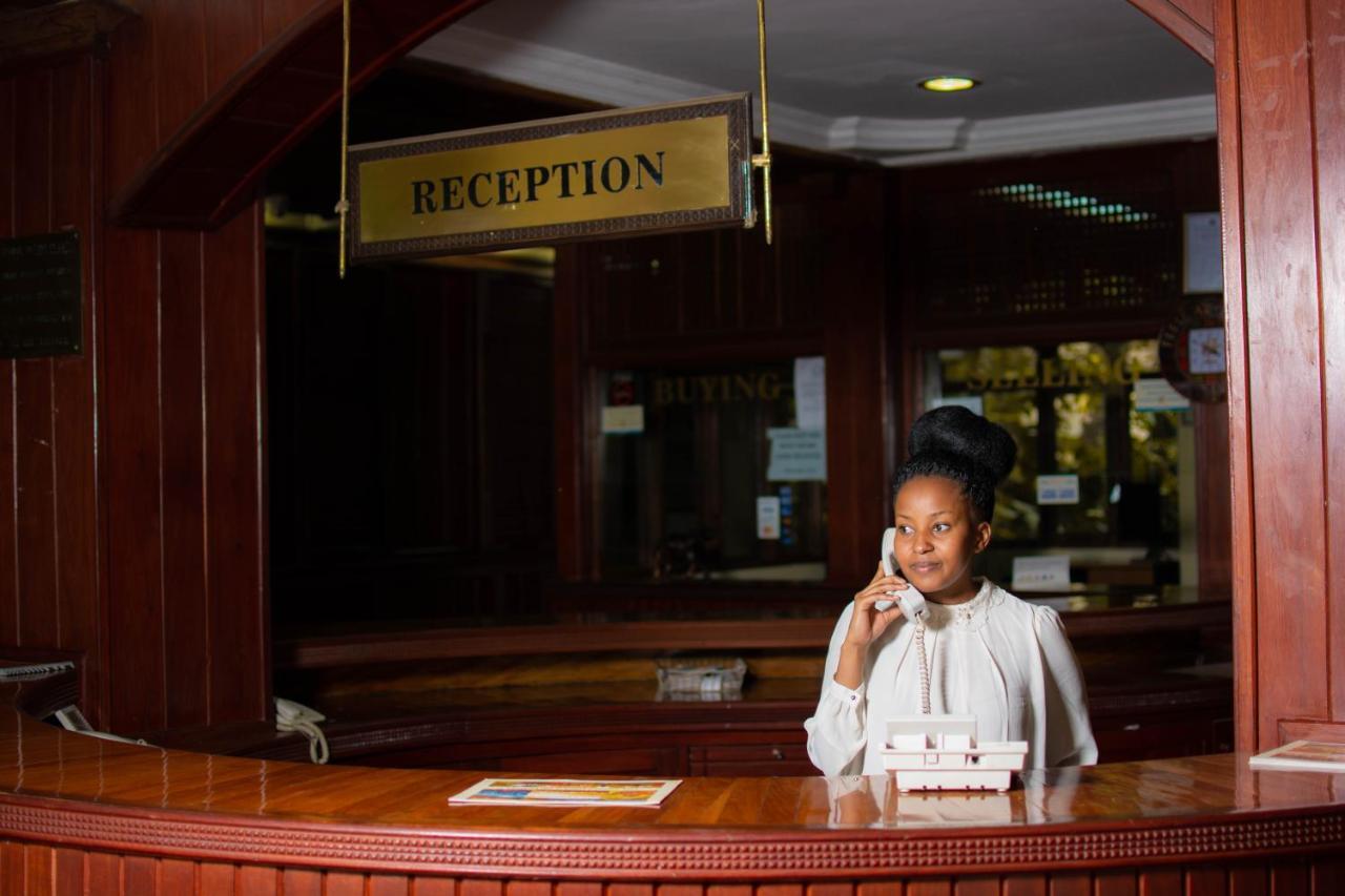 Impala Hotel Arusha Exterior foto